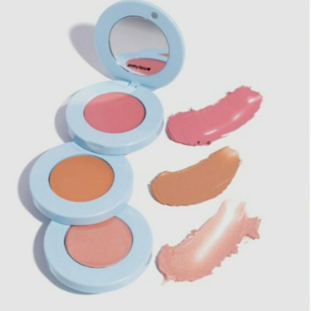 Alleyoop Makeup Compact 3 In 1 Cream Blush, Highlighter & Bronzer Glow Up NWT